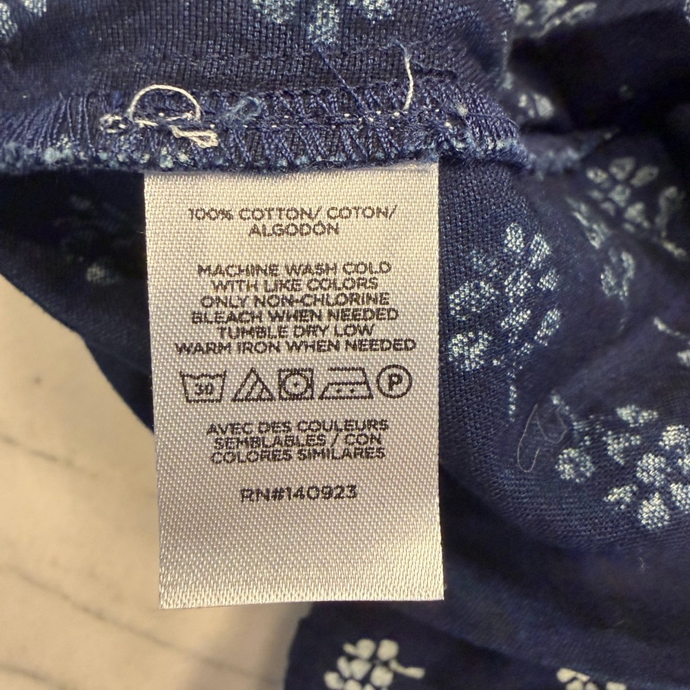 Ann Taylor Weekend Navy and White Floral Dress - Picture 13 of 13